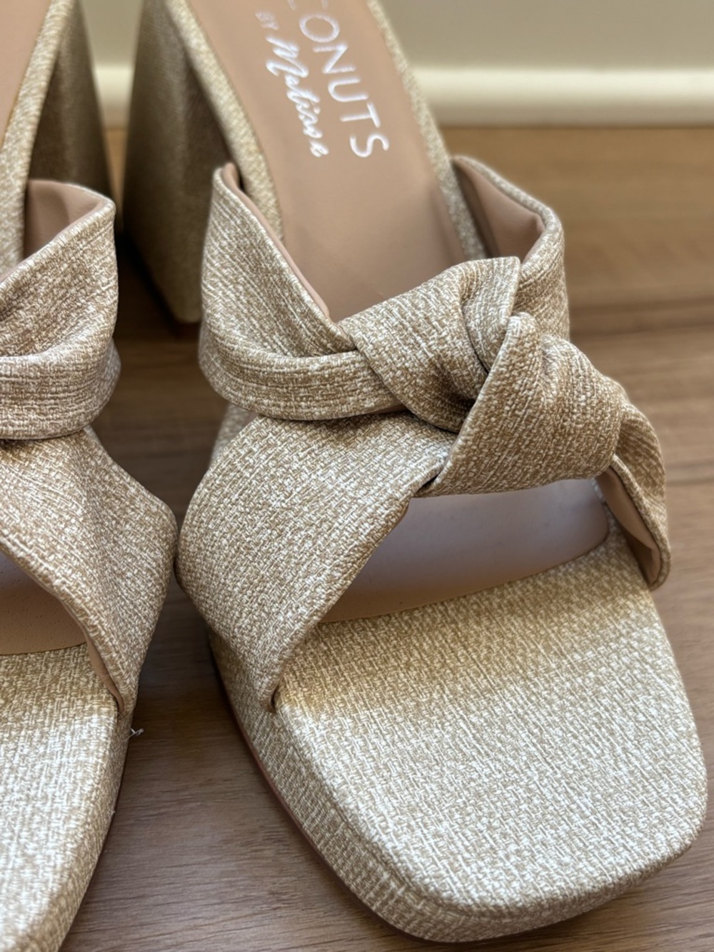 Coconuts by Matisse Natural Knot Platform Block Heels Size 9 - Picture 4 of 10
